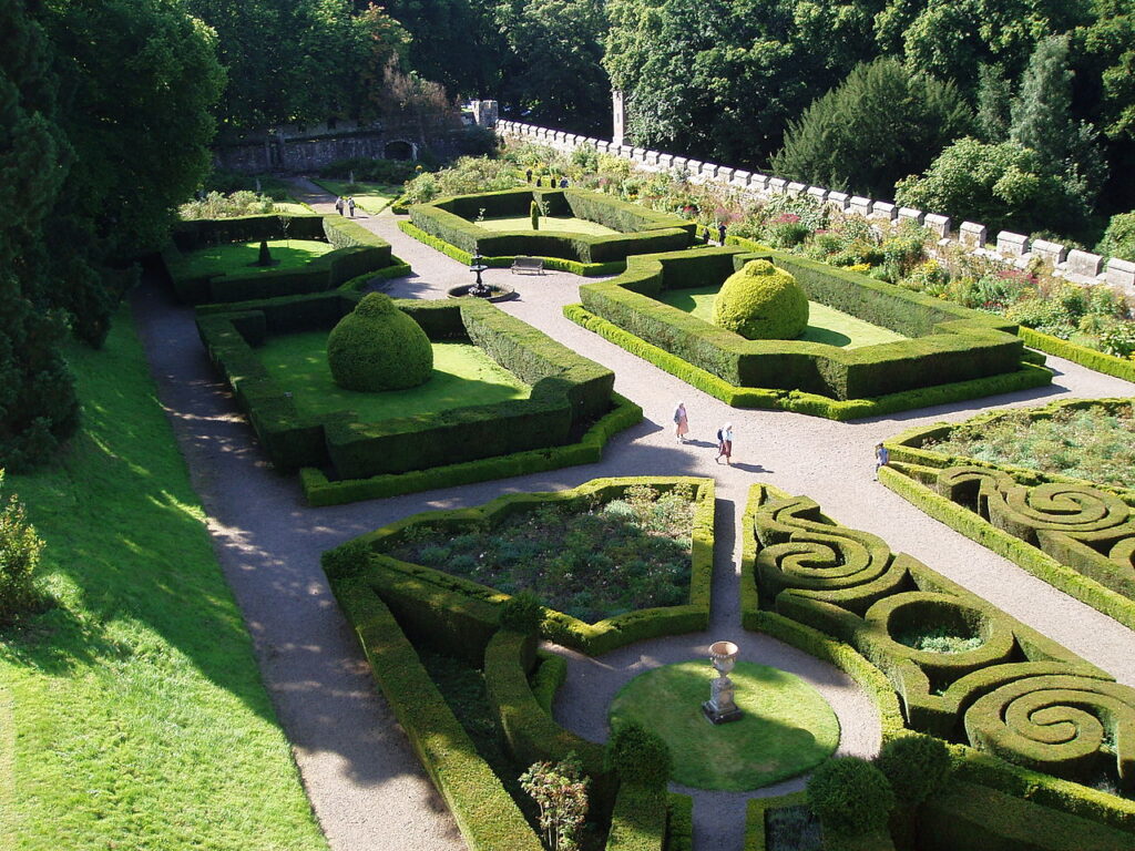 「チリンガム城のイタリア式庭園」